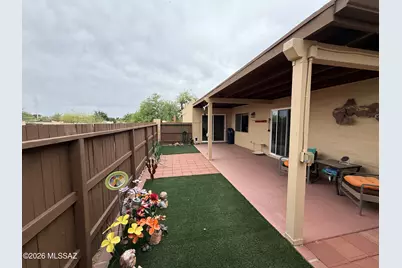 1981 N Camino Alicante, Tucson, AZ 85715 - Photo 14