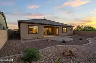 10623 N Iron Peak Dr, Tucson, AZ 85742 - Photo 38