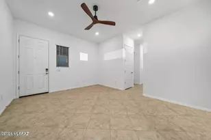 10623 N Iron Peak Dr, Tucson, AZ 85742 - Photo 30
