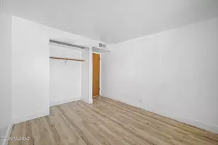 8109 E 3rd St, Tucson, AZ 85710 - Photo 20