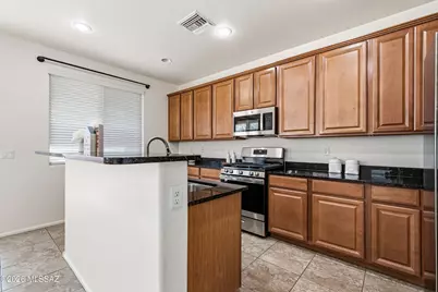 7556 S Evening Wind Drive, Tucson, AZ 85757 - Photo 12