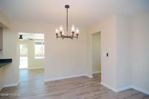 7611 N Massingale Pl, Tucson, AZ 85741 - Photo 6