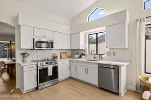 11681 N Europa Pl, Oro Valley, AZ 85737 - Photo 20