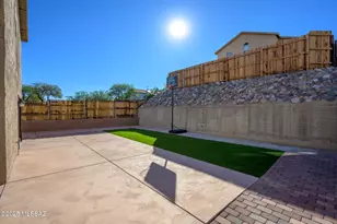 2601 W Culpepper Ct, Tucson, AZ 85745 - Photo 24