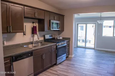 2610 E Cochise Vista, Tucson, AZ 85713 - Photo 4