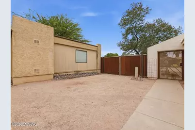 1012 N Constitution Drive, Tucson, AZ 85748 - Photo 4