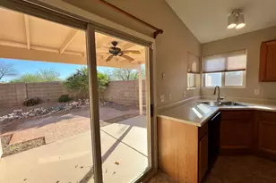 8820 N Mesquite Bluffs Pl, Tucson, AZ 85742 - Photo 10