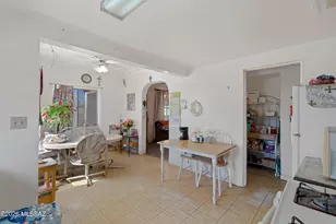 113 E President St, Tucson, AZ 85714 - Photo 12