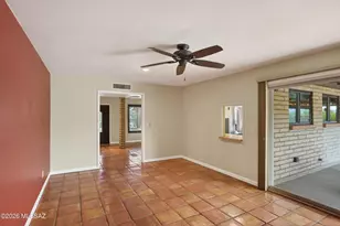 9463 E Indio Pl, Tucson, AZ 85749 - Photo 12