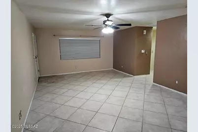 8021 N Padova Place, Tucson, AZ 85741 - Photo 8