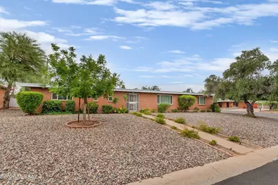 6902 E Calle Canis, Tucson, AZ 85710 - Photo 1