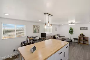 8620 S Sandario Road S, Tucson, AZ 85736 - Photo 12