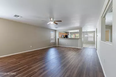 11288 W Harvester Drive, Marana, AZ 85653 - Photo 8