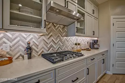 10563 E Marble Creek Drive, Tucson, AZ 85748 - Photo 16