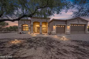 1282 W Via De Santo Tomas, Sahuarita, AZ 85629 - Photo 1