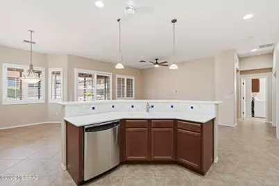 1007 W Tenniel Drive, Green Valley, AZ 85614 - Photo 12