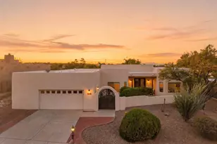 1015 N Camino Miraflores, Tucson, AZ 85745 - Photo 2