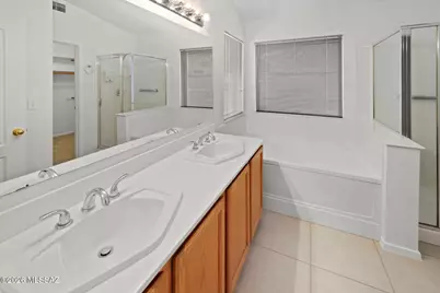 8167 N Pocono Way, Tucson, AZ 85743 - Photo 18