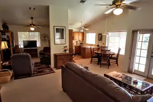 11543 N Eagle Peak Dr, Tucson, AZ 85737 - Photo 12