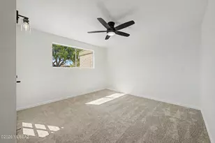 265 N Camino del Vate, Green Valley, AZ 85614 - Photo 8