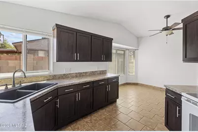 2550 W Falbrook Way, Tucson, AZ 85741 - Photo 20