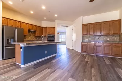 11877 N Mesquite Hollow Drive, Oro Valley, AZ 85737 - Photo 10