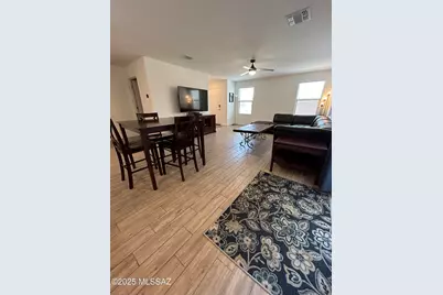 1126 E Descent Street, Tucson, AZ 85719 - Photo 10