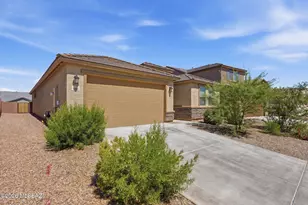 8000 S Expedition Dr, Tucson, AZ 85747 - Photo 1