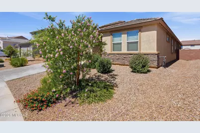 8000 S Expedition Drive, Tucson, AZ 85747 - Photo 2