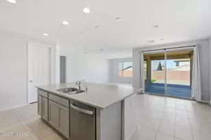 8000 S Expedition Dr, Tucson, AZ 85747 - Photo 16