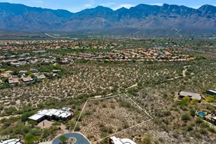 531 W Silhouette Ridge Pl, Oro Valley, AZ 85755 - Photo 1