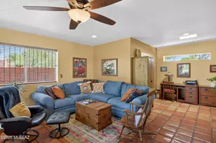 1037 E Blacklidge Dr, Tucson, AZ 85719 - Photo 6
