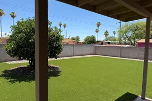 8812 E Shiloh Pl, Tucson, AZ 85710 - Photo 36