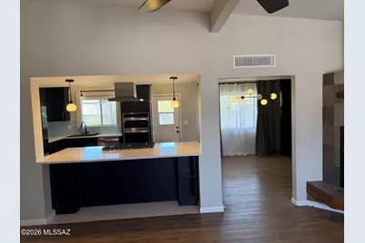 8812 E Shiloh Place, Tucson, AZ 85710 - Photo 6