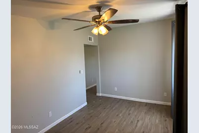 8812 E Shiloh Place, Tucson, AZ 85710 - Photo 16