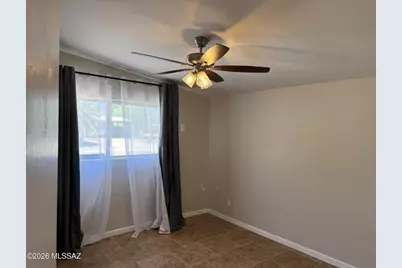 8812 E Shiloh Place, Tucson, AZ 85710 - Photo 26