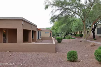 679 W Aspenwood Street, Green Valley, AZ 85614 - Photo 8