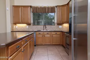 679 W Aspenwood St, Green Valley, AZ 85614 - Photo 16