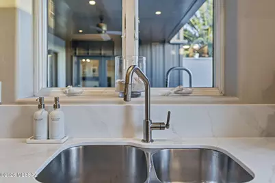 2901 E Adams Street, Tucson, AZ 85716 - Photo 14