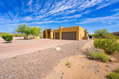 8882 E Placita Rio De Vidrio, Tucson, AZ 85749 - Photo 4