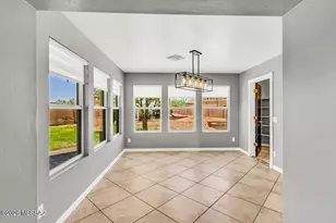 10652 S Silverbluff Dr, Vail, AZ 85641 - Photo 12