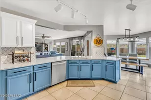 10652 S Silverbluff Dr, Vail, AZ 85641 - Photo 14