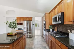 13940 N Eddington Pl, Oro Valley, AZ 85755 - Photo 10