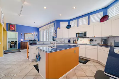 4877 S Meadow Ridge Drive, Green Valley, AZ 85622 - Photo 14