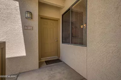 2550 E River Road #11205, Tucson, AZ 85718 - Photo 8