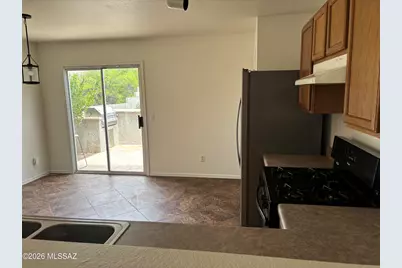 7455 S Nevil Drive, Tucson, AZ 85746 - Photo 4