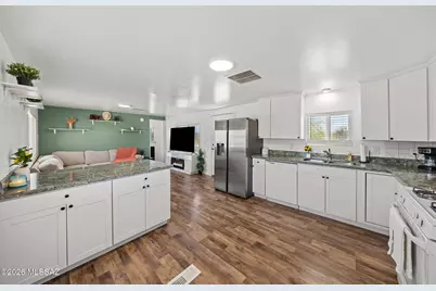 13140 W El Lobo Road, Tucson, AZ 85743 - Photo 12