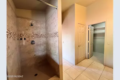 8679 N Ahwatukee Way, Tucson, AZ 85743 - Photo 14