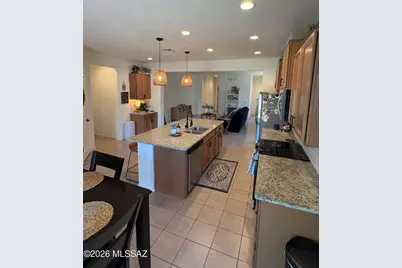 10698 W Hayward Drive, Marana, AZ 85653 - Photo 8