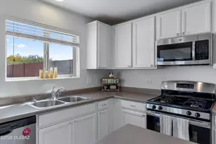 845 W Placita Caney, Green Valley, AZ 85614 - Photo 10